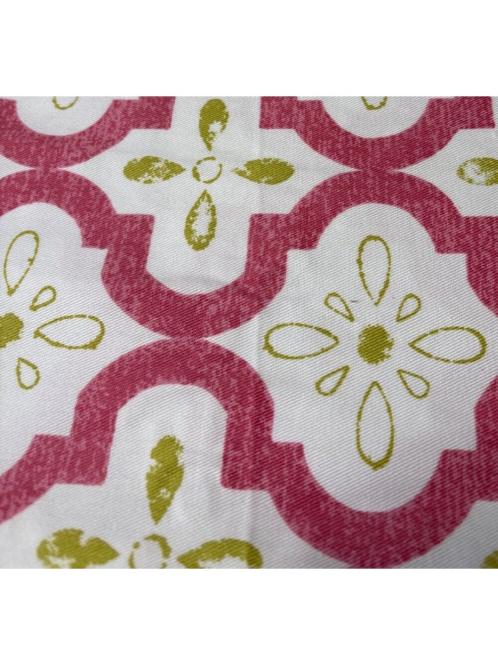 Pink & Green Floral Pattern Cotton Fabric 23"x41" Sewing Quilting